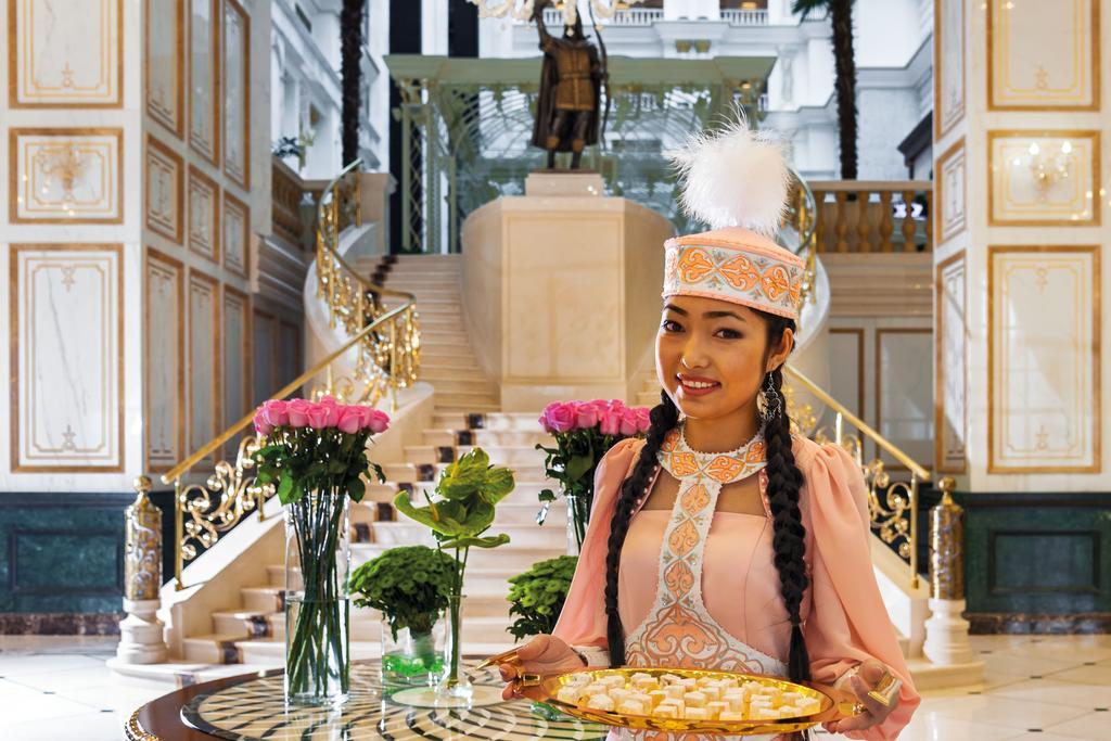 Hotel Rixos Khadisha Szymkent Zewnętrze zdjęcie Lobby